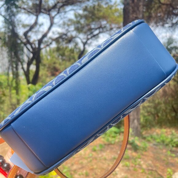 Coach Teri Shoulder Bag In Signature Denim - Picture 6 of 8